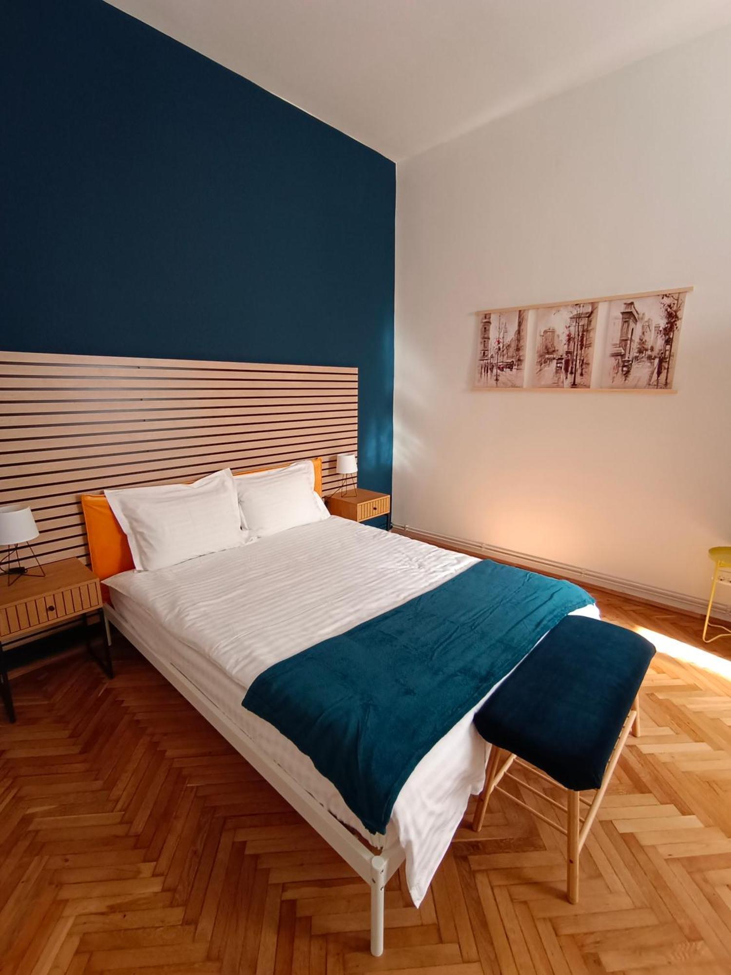 Pif Hirscher Apartamento Braşov