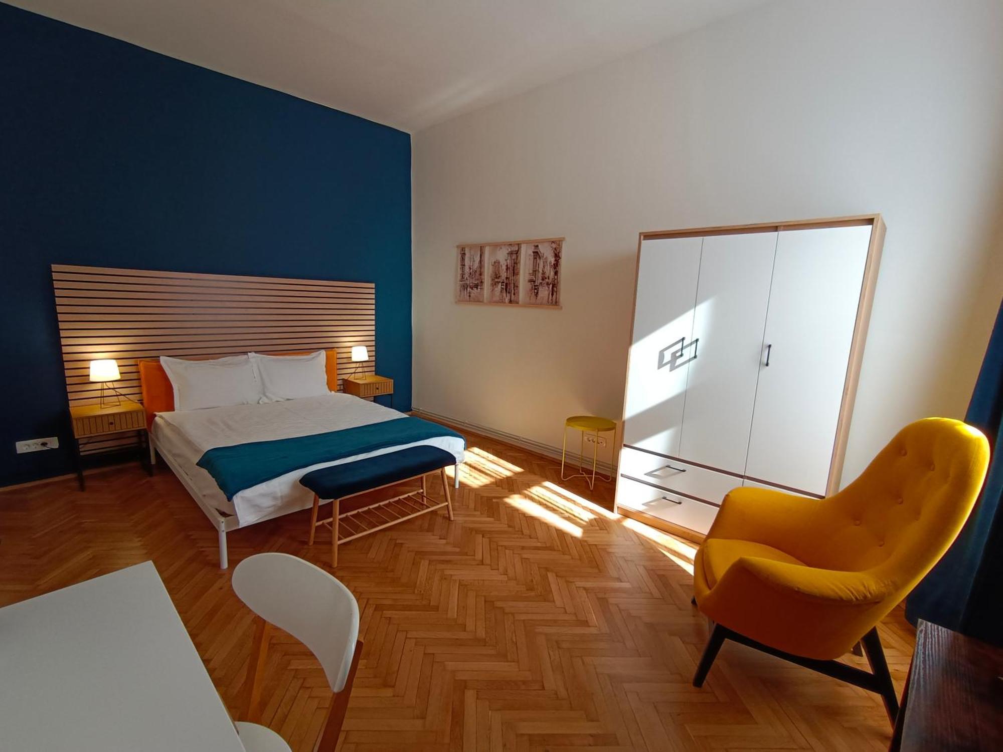 Apartamento Pif Hirscher Braşov