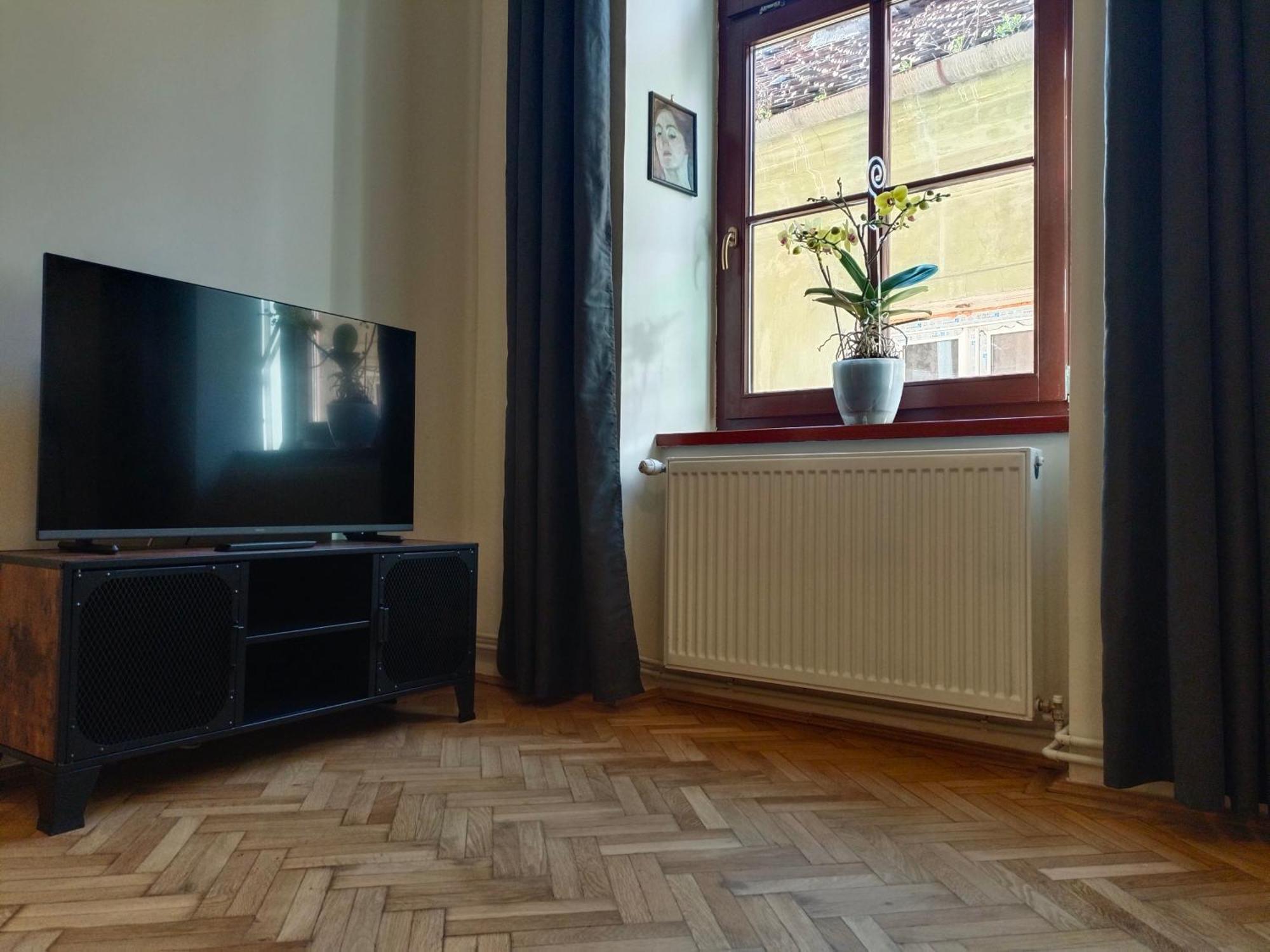 Pif Hirscher Apartamento Braşov