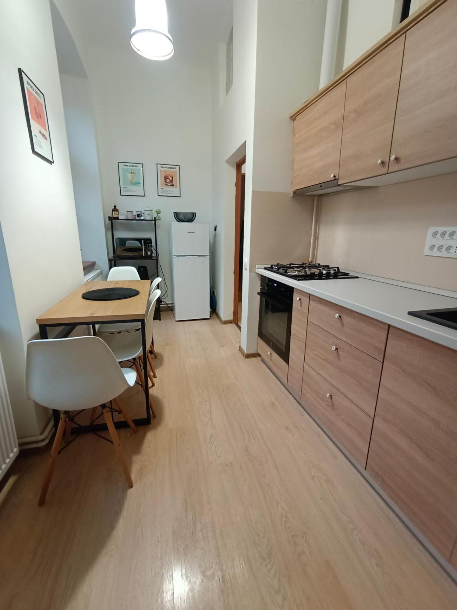 Apartamento Pif Hirscher Braşov