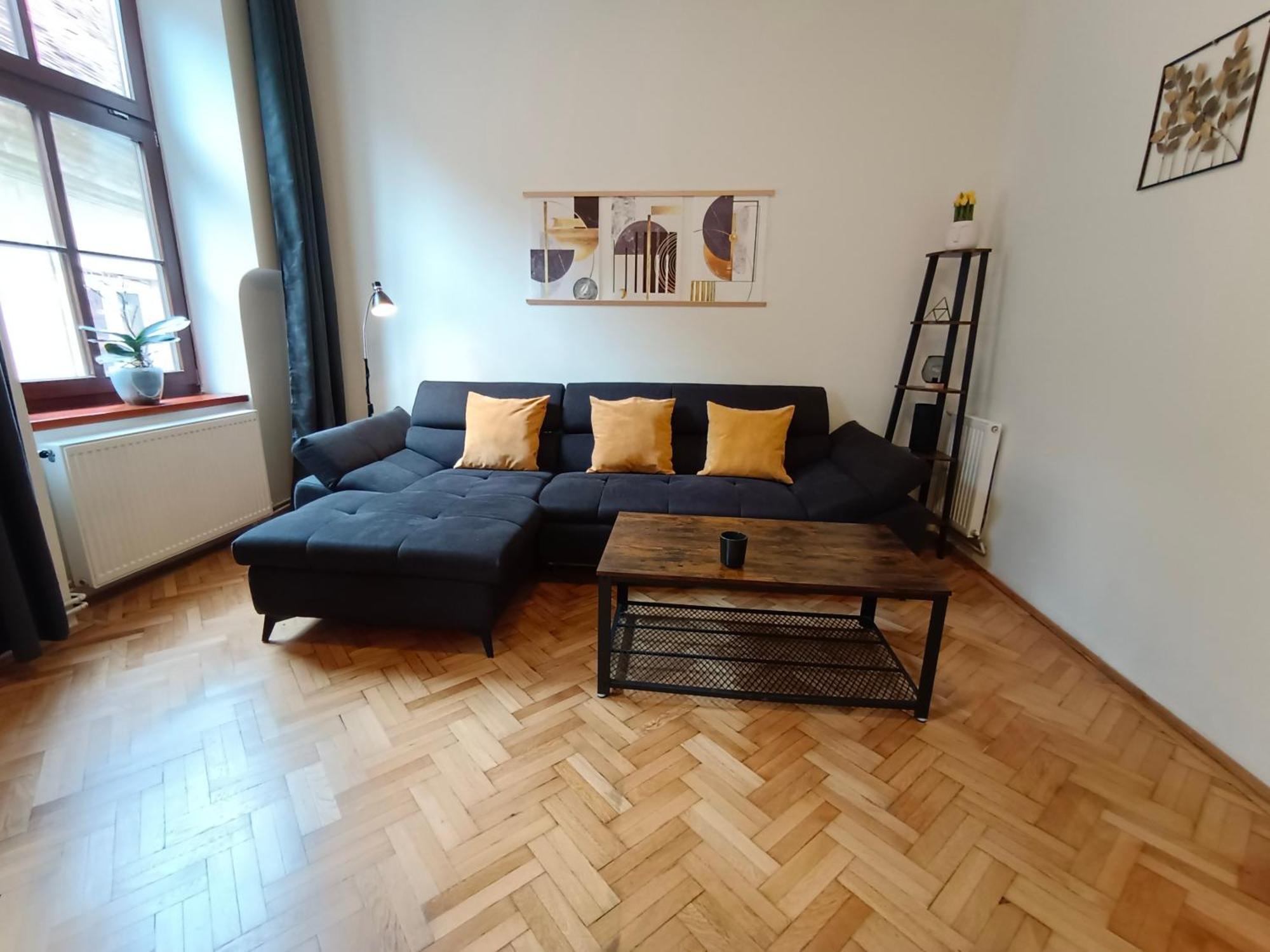 Pif Hirscher Apartamento *